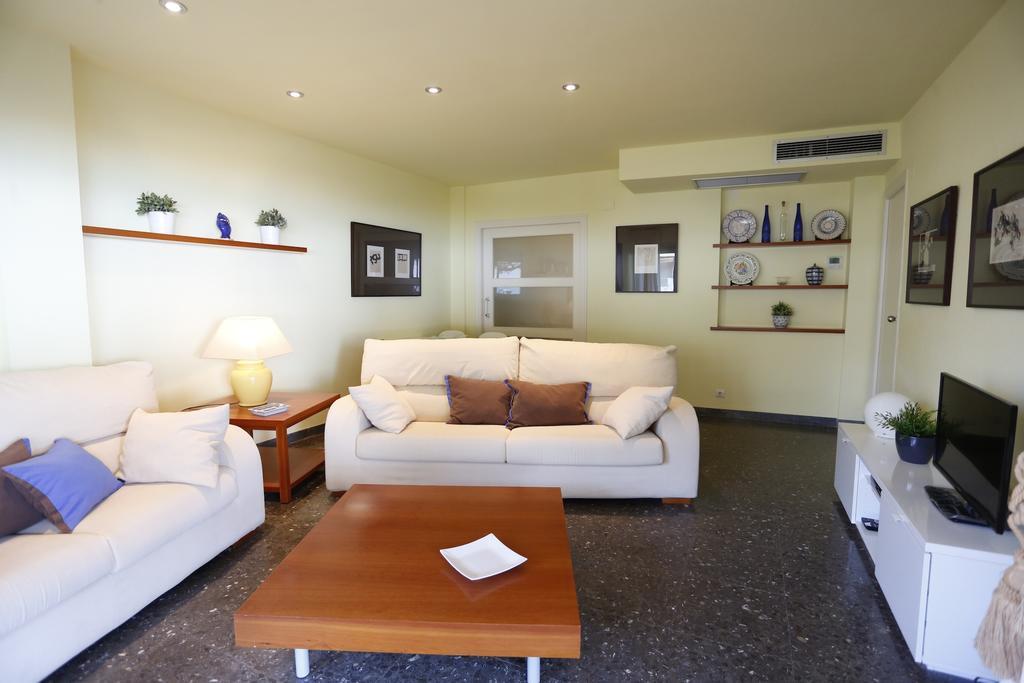 Apartamentos Alquihouse Vilafortuny Cambrils Camera foto