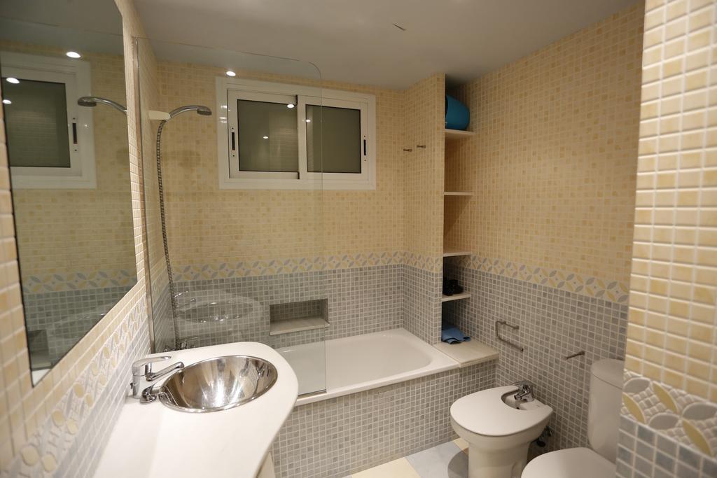 Apartamentos Alquihouse Vilafortuny Cambrils Camera foto